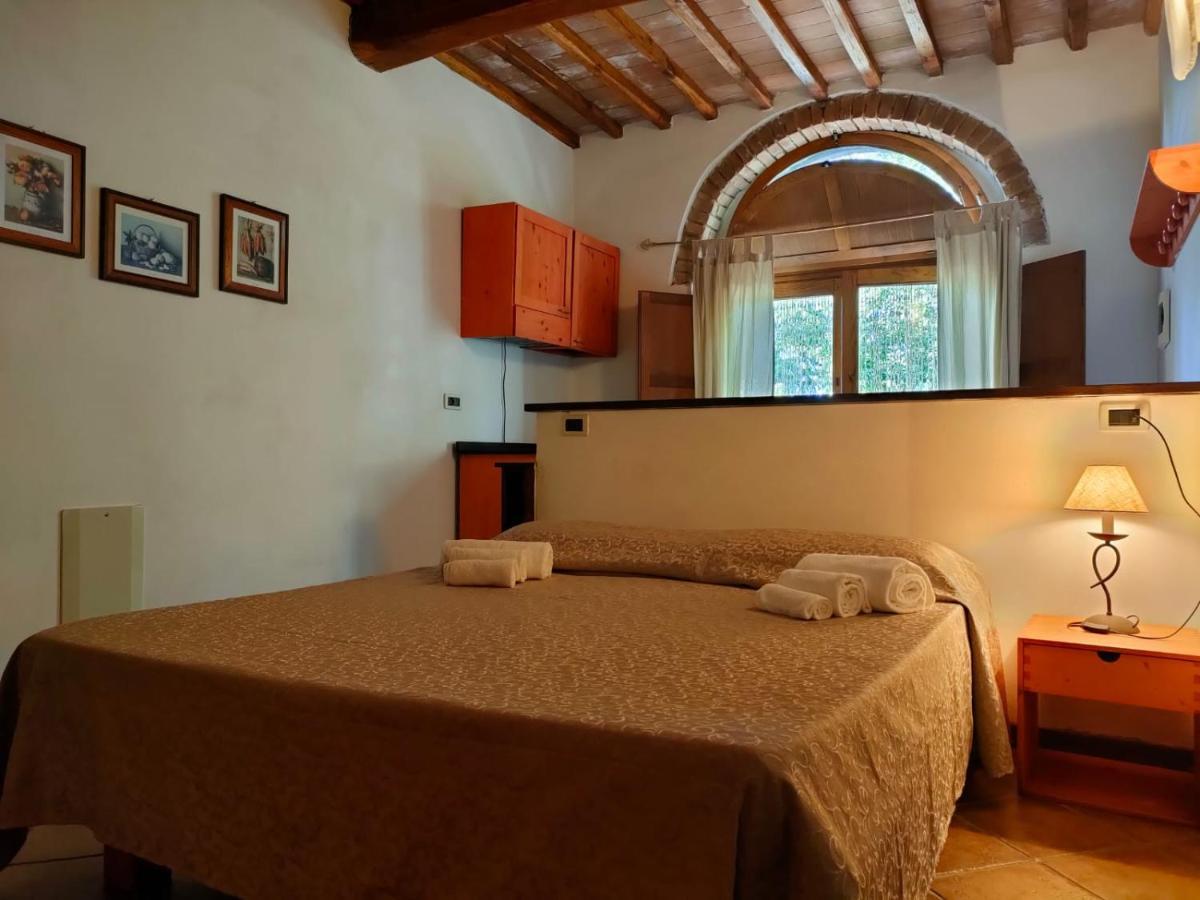 Agriturismo Fattoria Lischeto Volterra Exterior photo