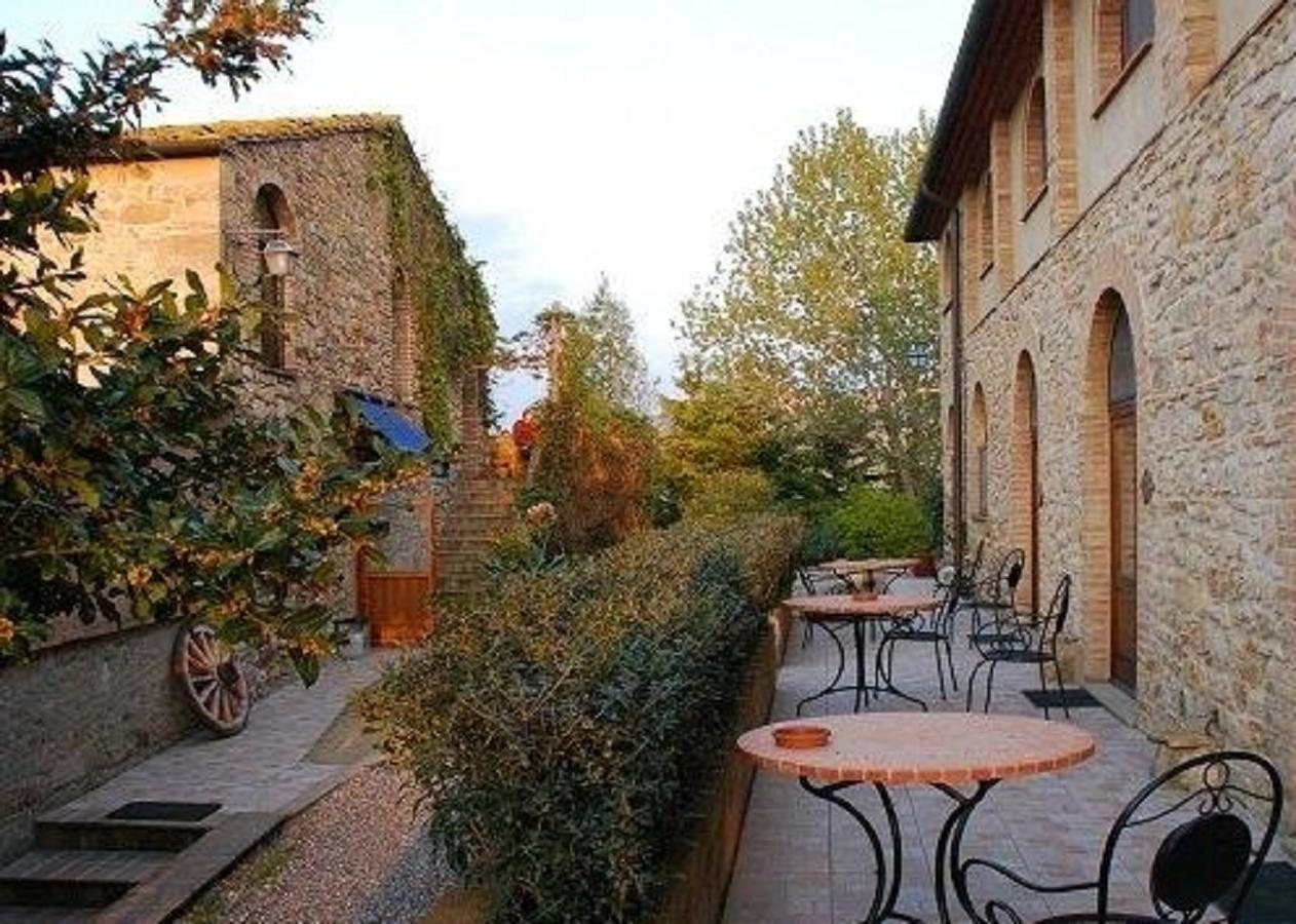 Agriturismo Fattoria Lischeto Volterra Exterior photo